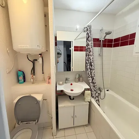 Lejlighed Privee Avec Balcon, Piscine Et Place De Parking
